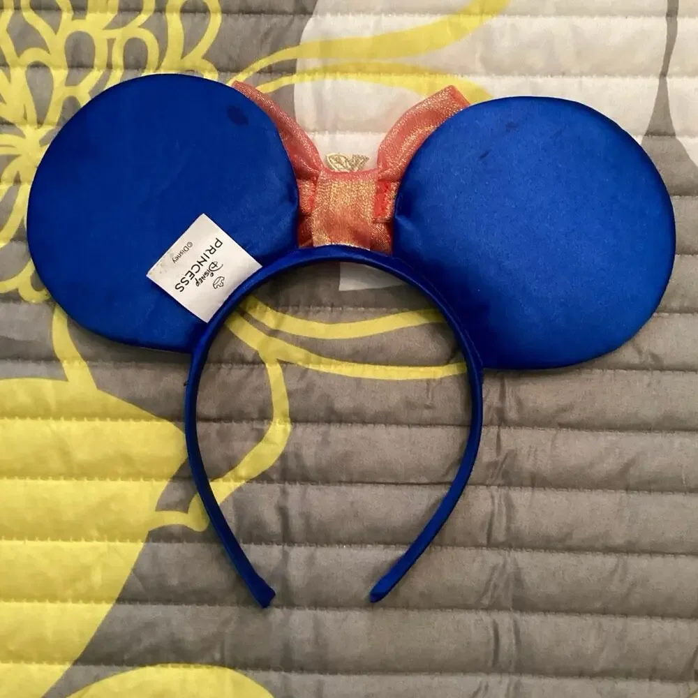 NWOT Disney Princess Snow White Lightweight themed Minnie Mouse ear headband